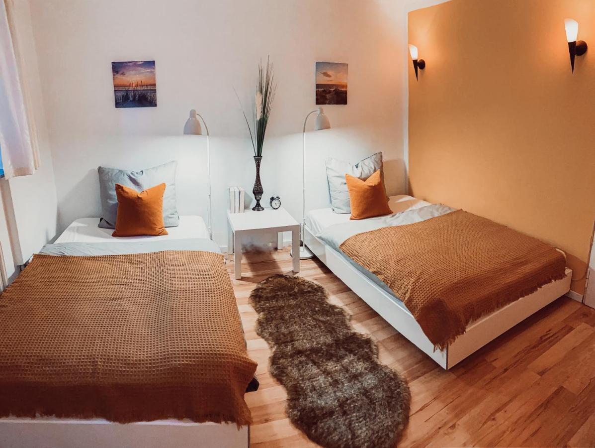קאסל Villa Herkules - Privates Apartment Am Waldrand Mit Smart Tv Und Kostenlosen Parkplaetzen מראה חיצוני תמונה