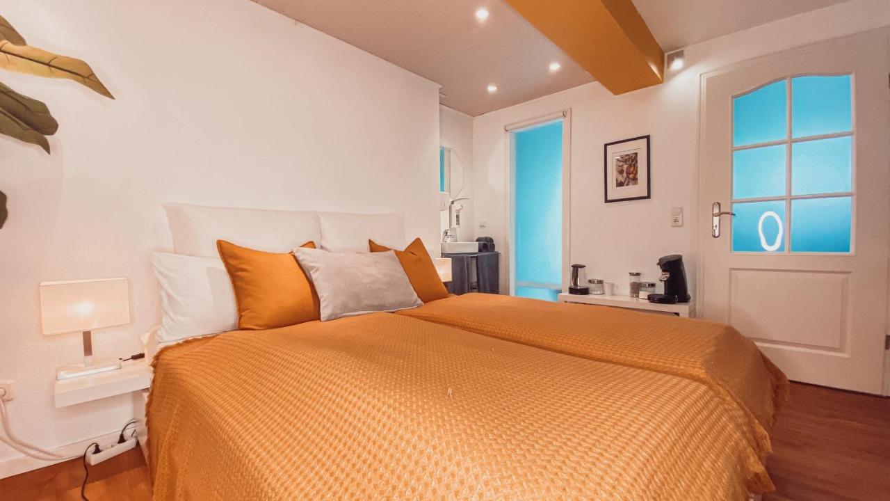 קאסל Villa Herkules - Privates Apartment Am Waldrand Mit Smart Tv Und Kostenlosen Parkplaetzen מראה חיצוני תמונה