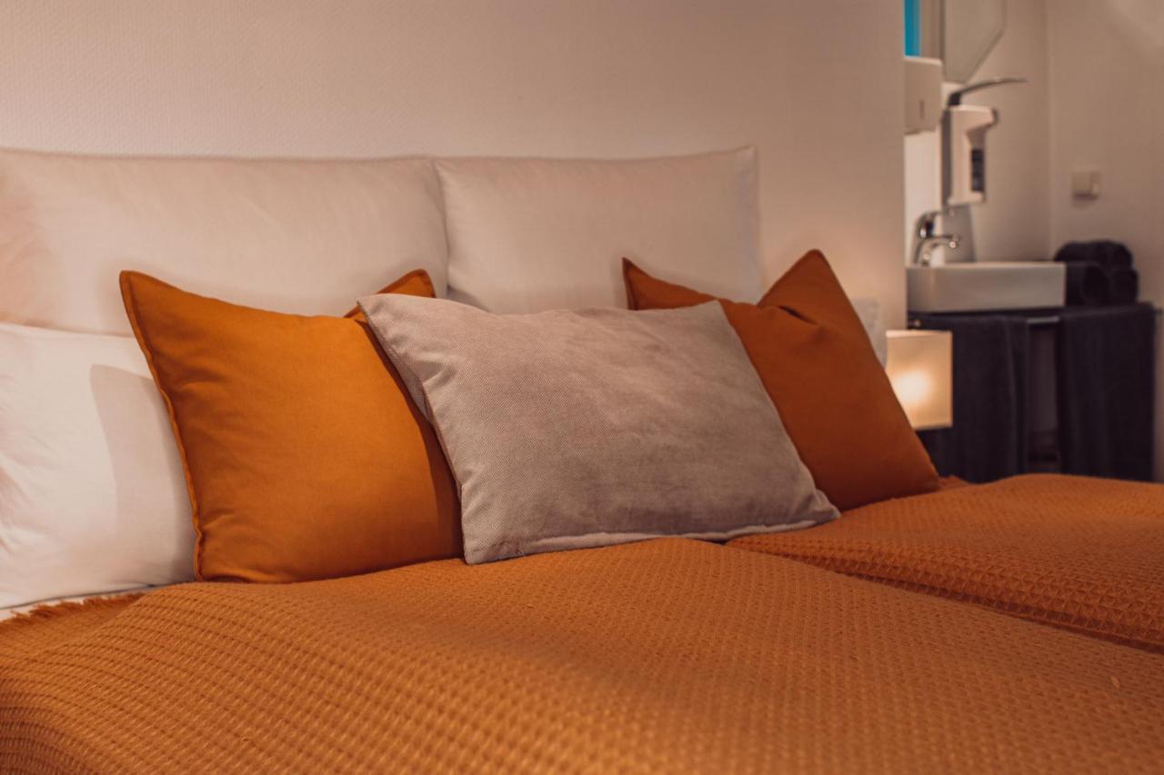 קאסל Villa Herkules - Privates Apartment Am Waldrand Mit Smart Tv Und Kostenlosen Parkplaetzen מראה חיצוני תמונה